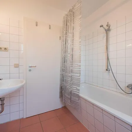 Penthouse Strandburg Mit Meerblick Privatunterkunft Sassnitz